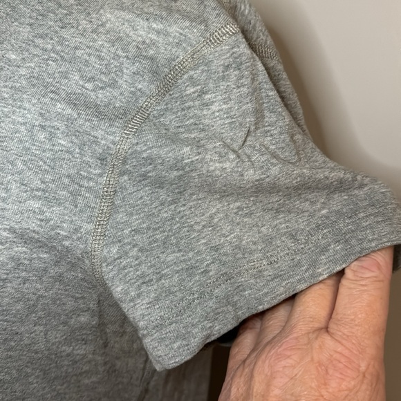 Three Dots Gray Tee Cut Out Neck Short Sleeves - Picture 4 of 8